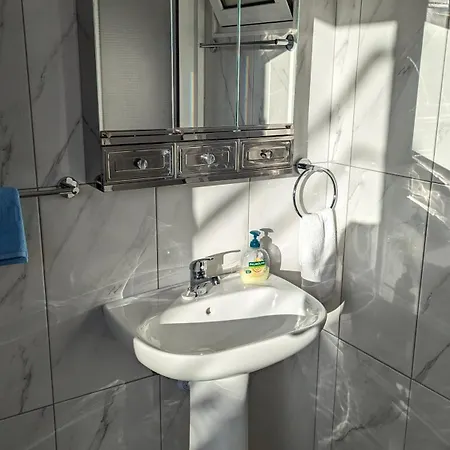 Banana Tree House Дом отдыха Понта-ду-Сол