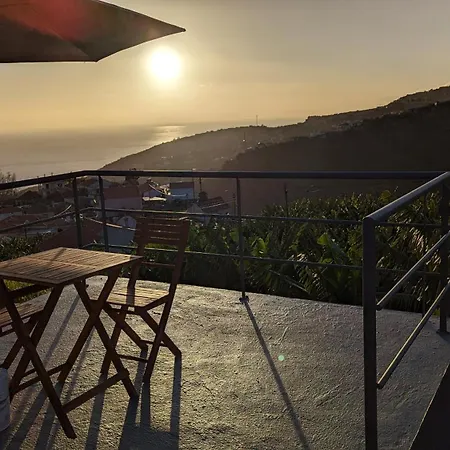 Banana Tree House * Понта-ду-Сол