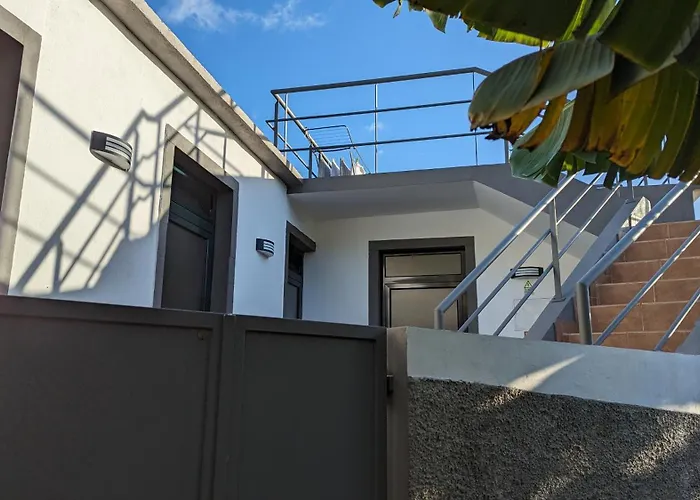 Nyaraló Banana Tree House